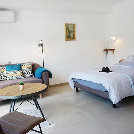 Le Solarias Lumineux Renove Avec Balcon /clim Apartment *