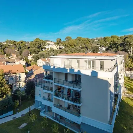 Le Solarias Lumineux Renove Avec Balcon /clim Apartment *
